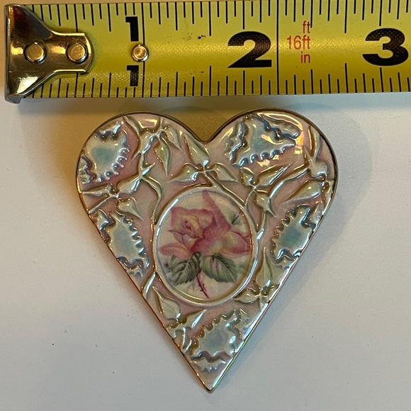 Vintage Iridescent Heart Brooch w/ Pink Rose Cameo Gift Boxed🌹💖 Rare Find! - Picture 5 of 6